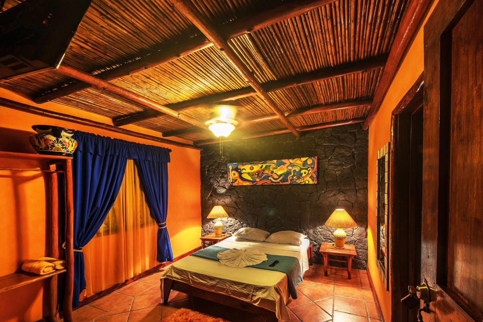 Hotel Locanda Samara Beach エクステリア 写真